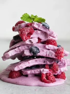 frozen mixed berry kefir bark