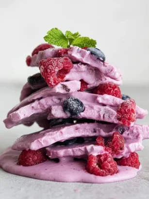 frozen mixed berry kefir bark